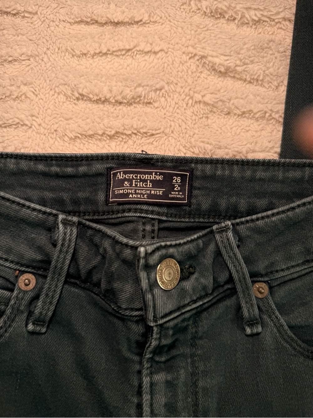 Abercrombie Simone High Rise Ankle Jeans 26 - Picture 2 of 6